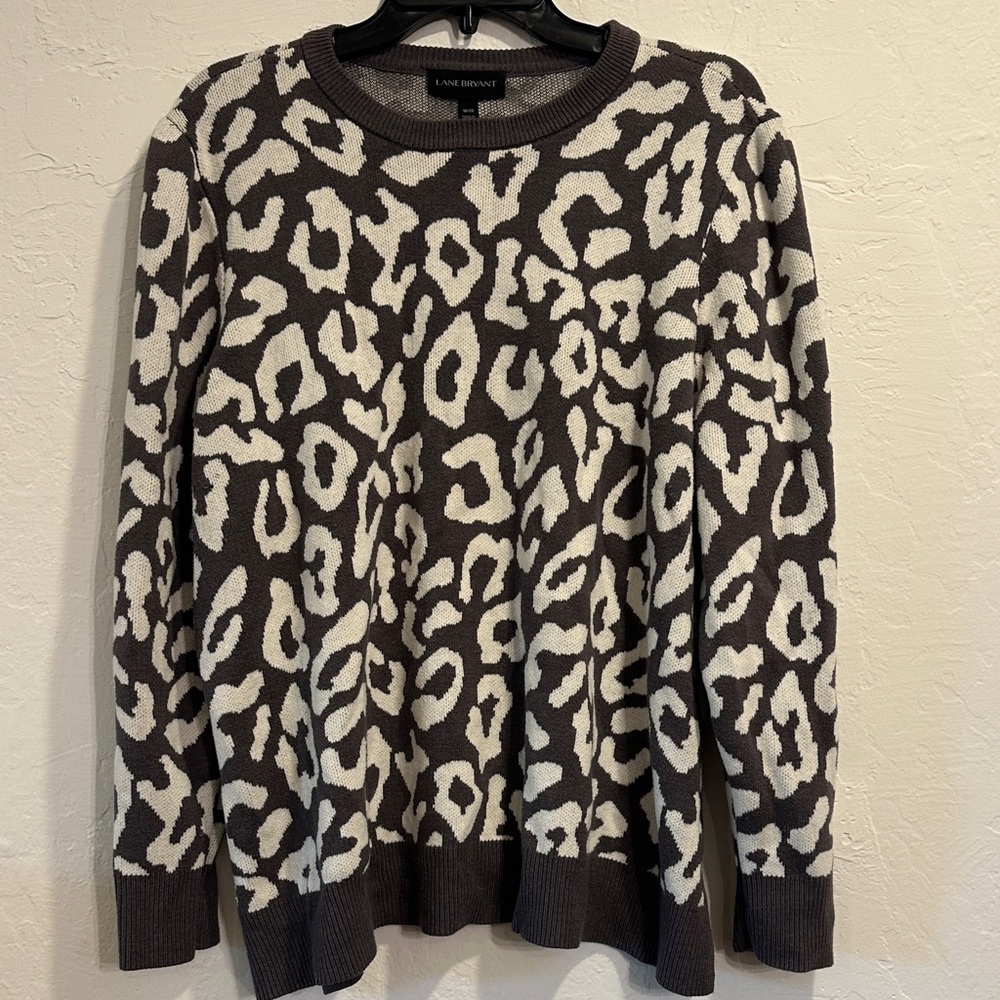Lane Bryant Leopard Print Sweater – Size 18/20, Gray & White, Crew Neck
